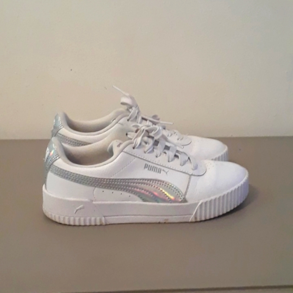 Puma White and Gray Sneakers